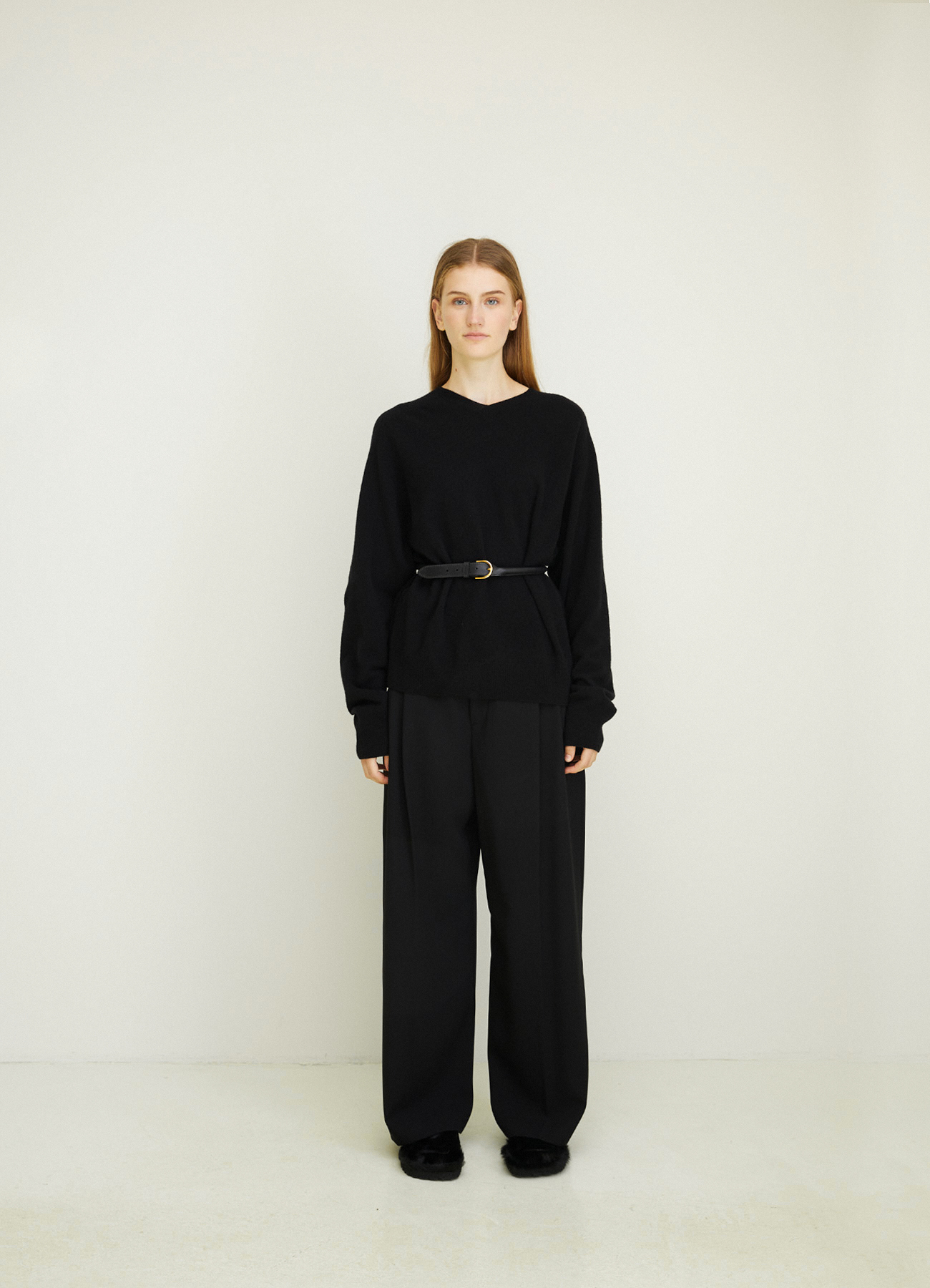 Double pleated wide trousers